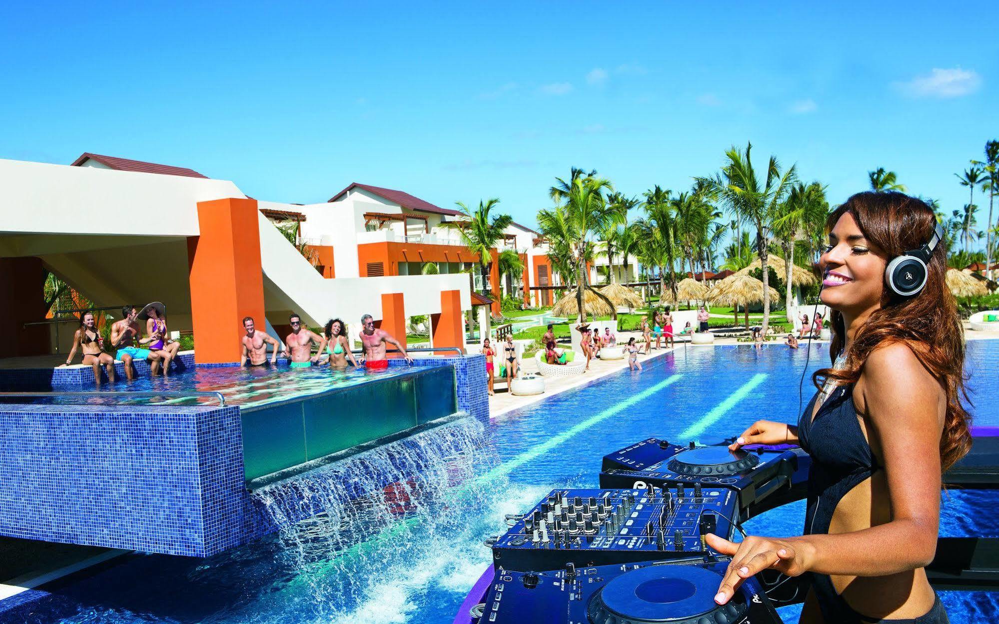 Breathless Punta Cana Resort & Spa (Adults Only) Exterior photo